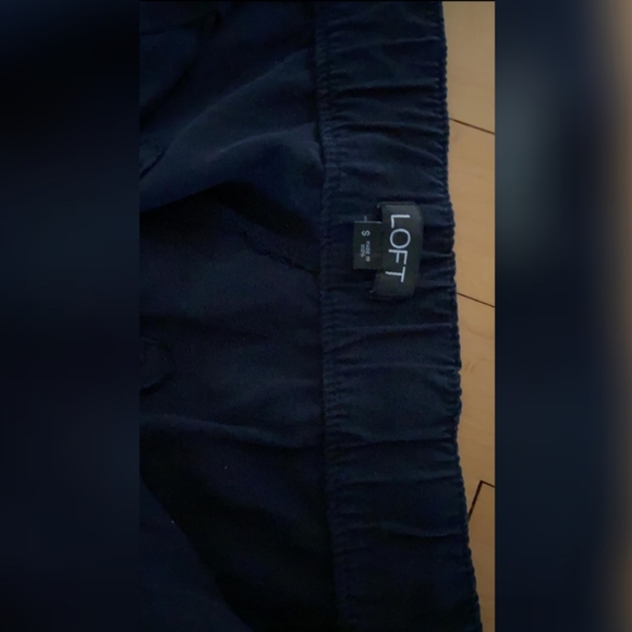 Never worn LOFT navy linen pants - Picture 6 of 7